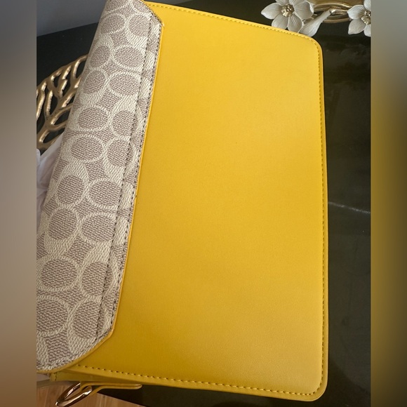 None Handbags - Chic Yellow Canvas Shoulder/Cross Body with Gold Hardware & Bonus Straps BNWT